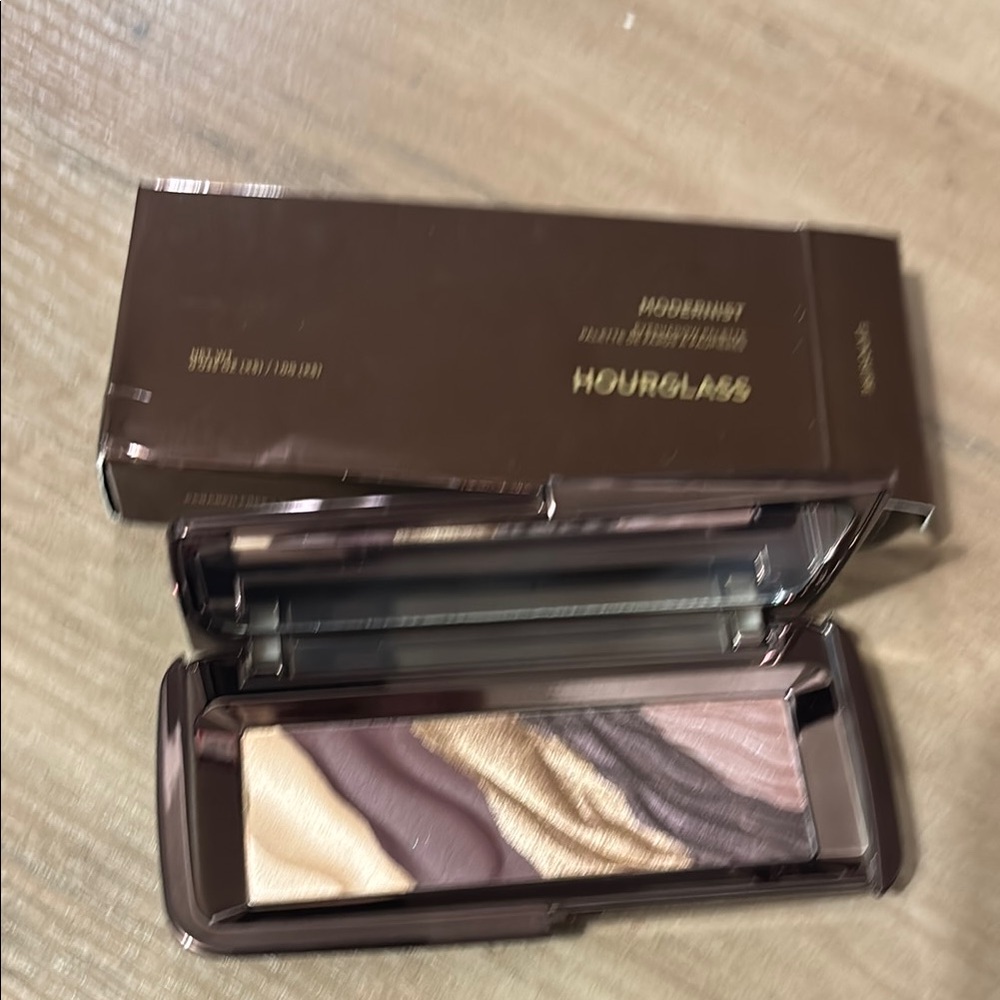 Hourglass Modernist Exposure lEyeshadow Palette - Multi-Color